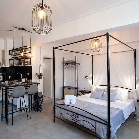 Appartamento Aristophanes Luxury Flat Psyrri Square Atene Esterno foto
