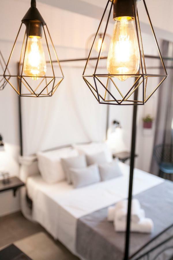 Appartamento Aristophanes Luxury Flat Psyrri Square Atene Esterno foto
