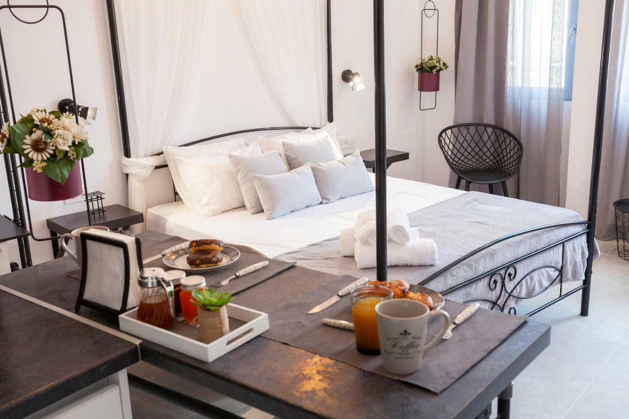 Appartamento Aristophanes Luxury Flat Psyrri Square Atene Esterno foto