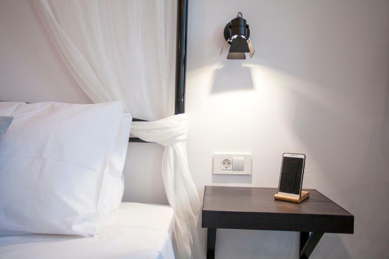 Appartamento Aristophanes Luxury Flat Psyrri Square Atene Esterno foto